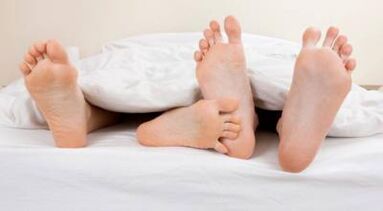 Male rejection when stimulated is important for sexual intercourse